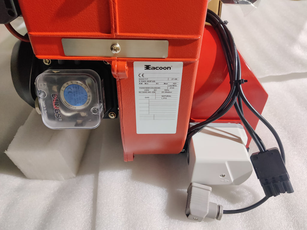 Gas burner E-Gas-305PAB by Arnik, featuring a compact industrial design with control knobs and metal construction.