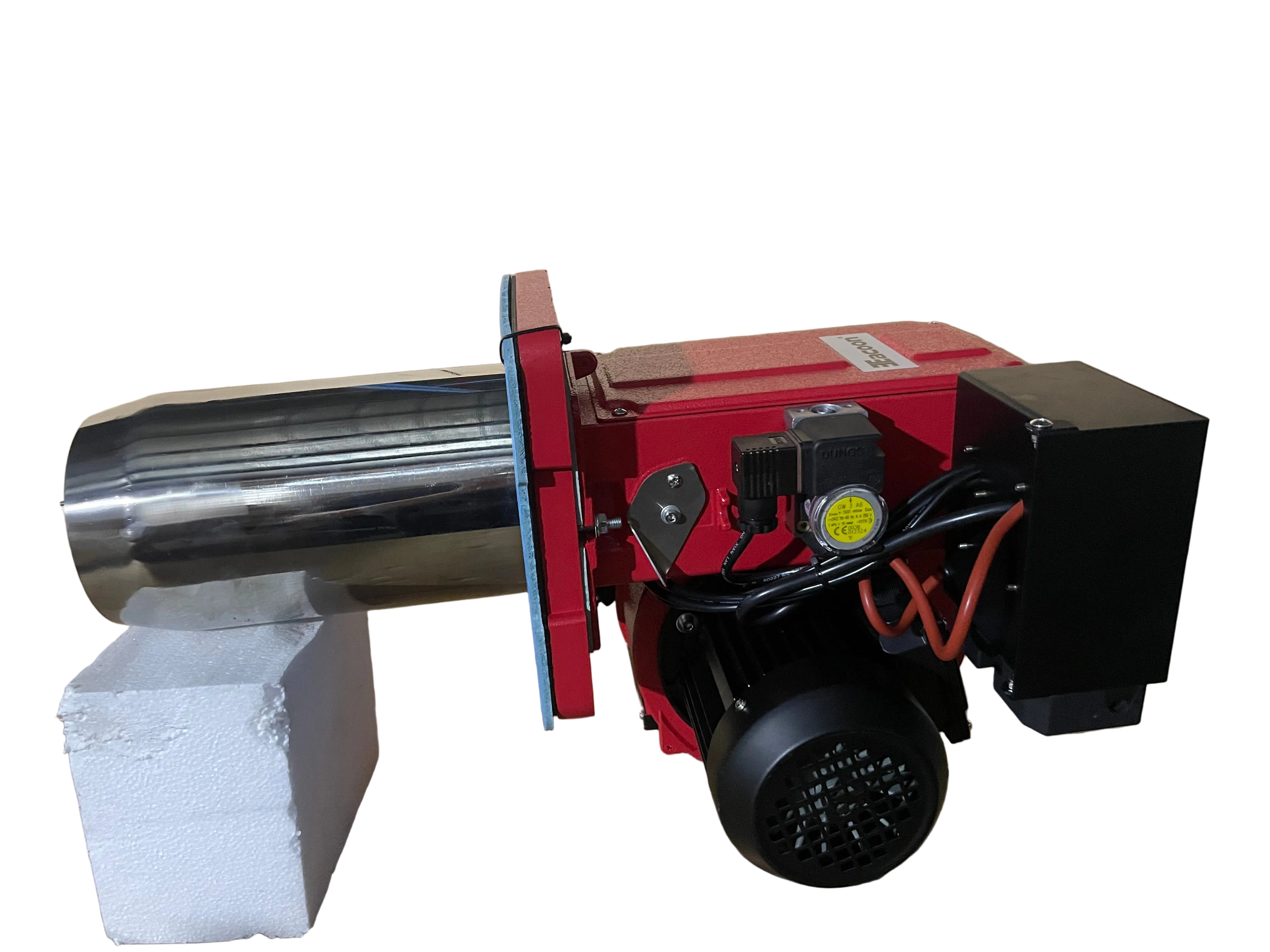 Gas burner E-Gas-350PAB by ARNIK showing the industrial burner with metal components and control valves.